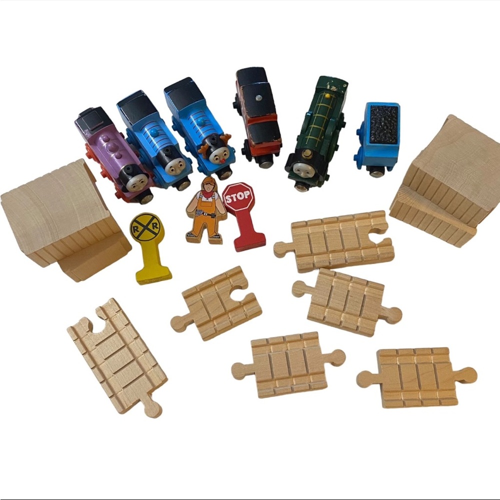 Vtg Thomas Train Lot